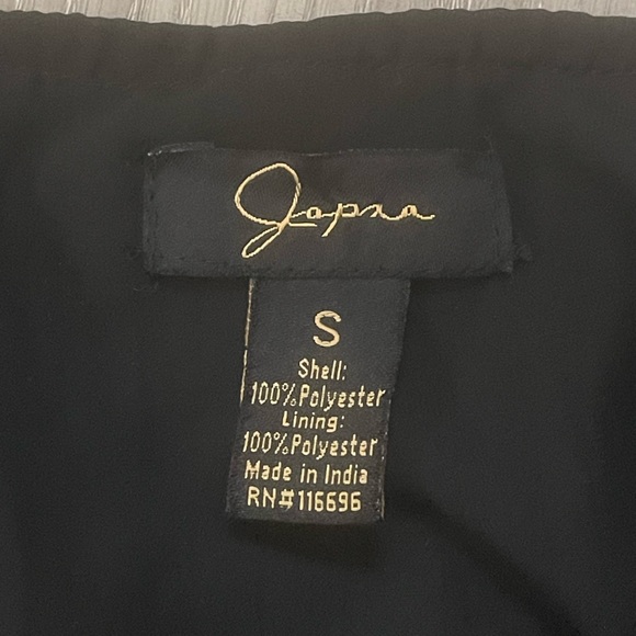 Japna Black Silky Pleated Cinched Waist Blouse - Picture 5 of 8